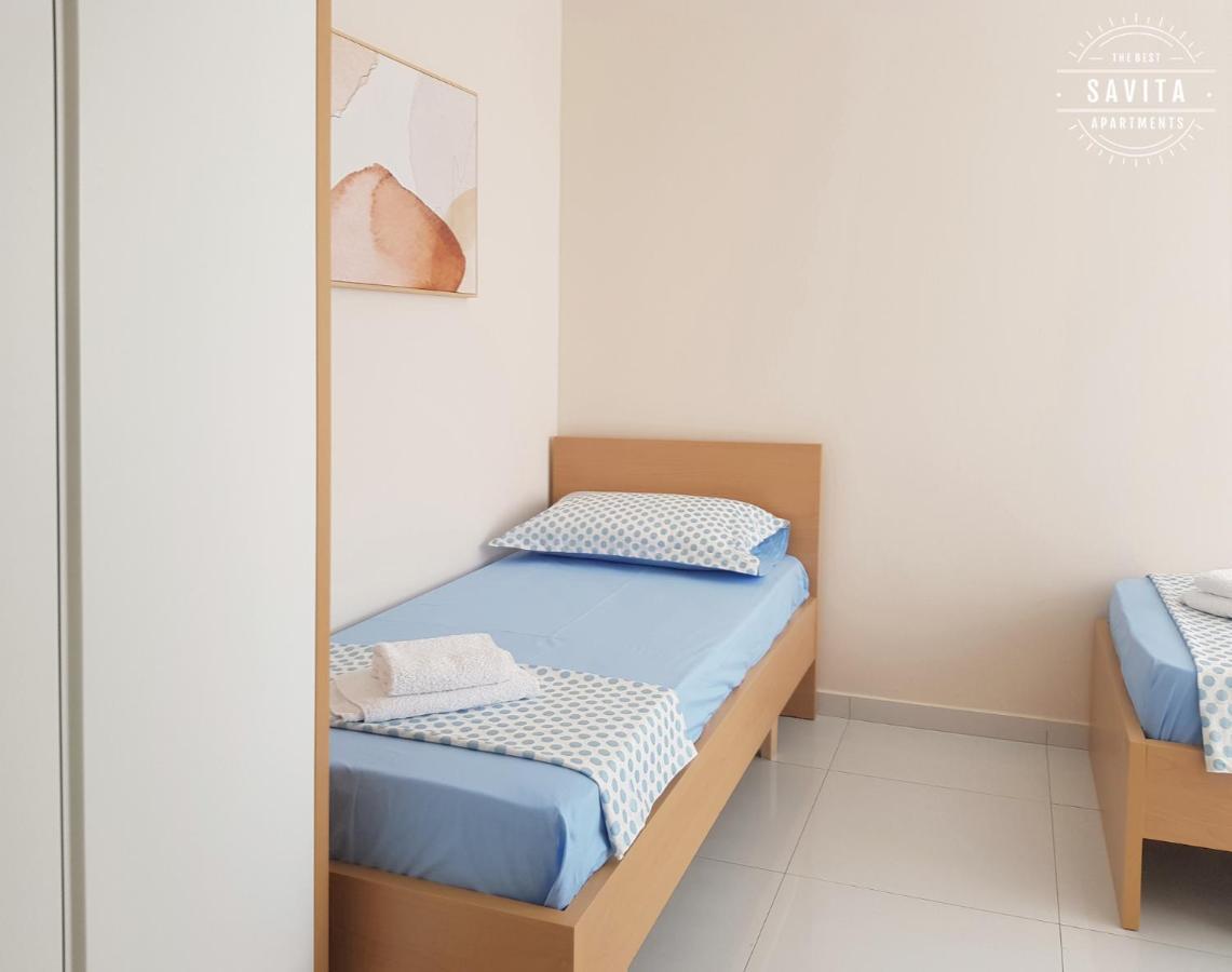 Gjiri I Lalzit - Savita - Kompleksi Turistik Lura 3 *